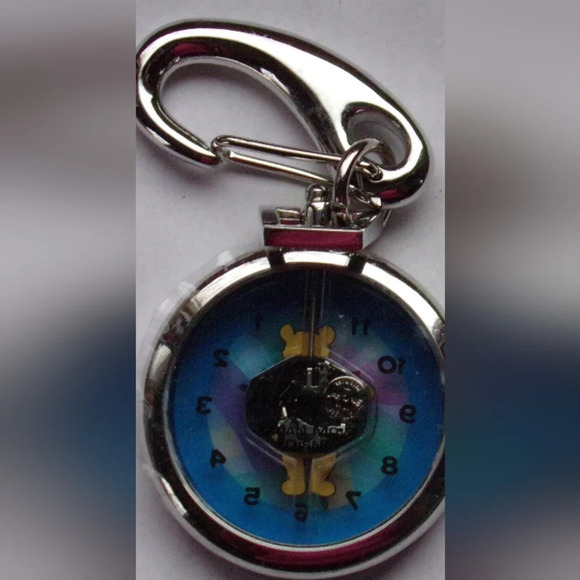 Disney Winnie Pooh Pocket Watch! Clip On! - Picture 2 of 5